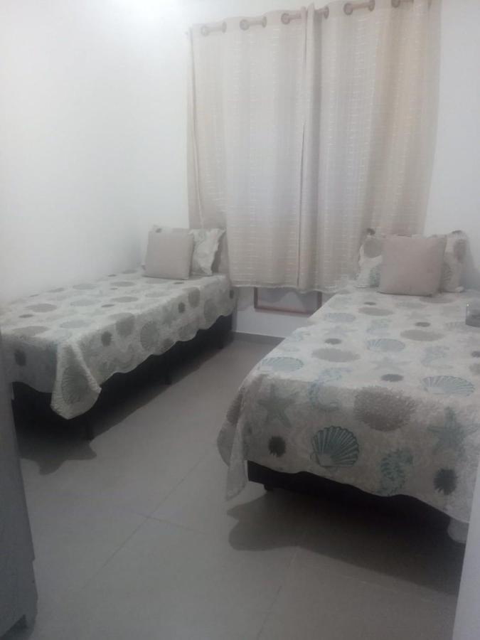 Apartamento Com Piscina 15 Mim Da Praia กาโบฟรีโอ ภายนอก รูปภาพ